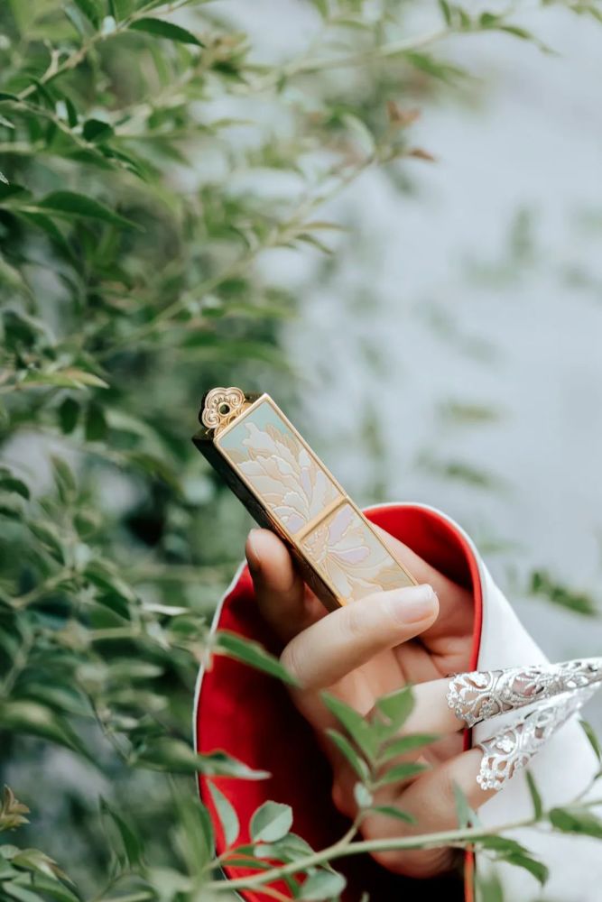 色彩主义三色祥云故宫口红,故宫口红最新