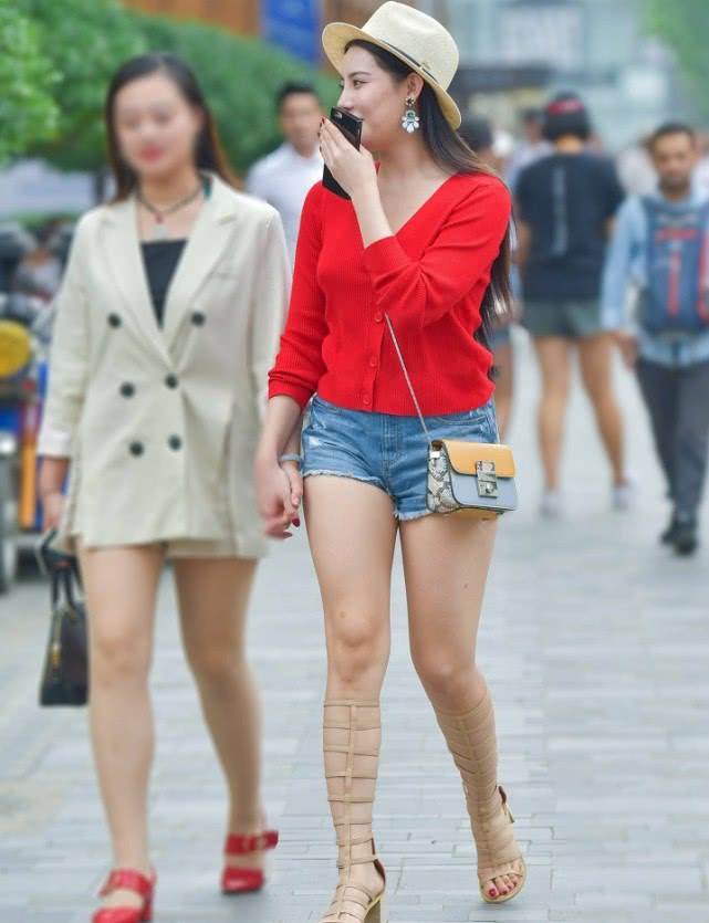 小姐姐漂亮鞋子穿搭,小姐姐红装