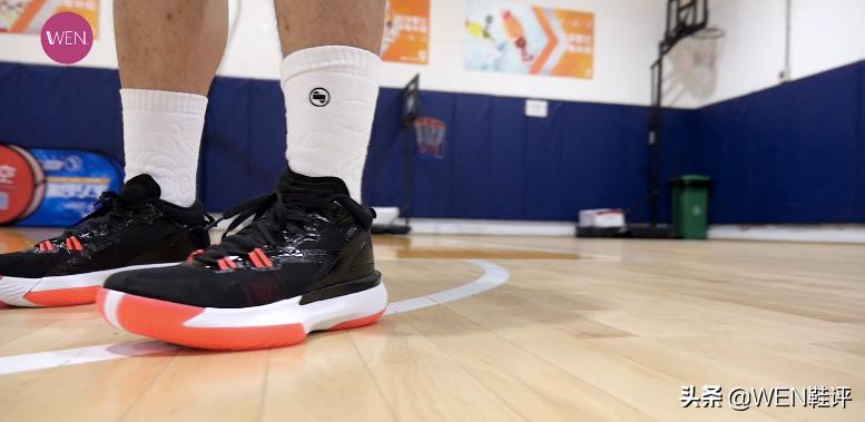 不到四百的好鞋推荐,不到四百块的潮鞋