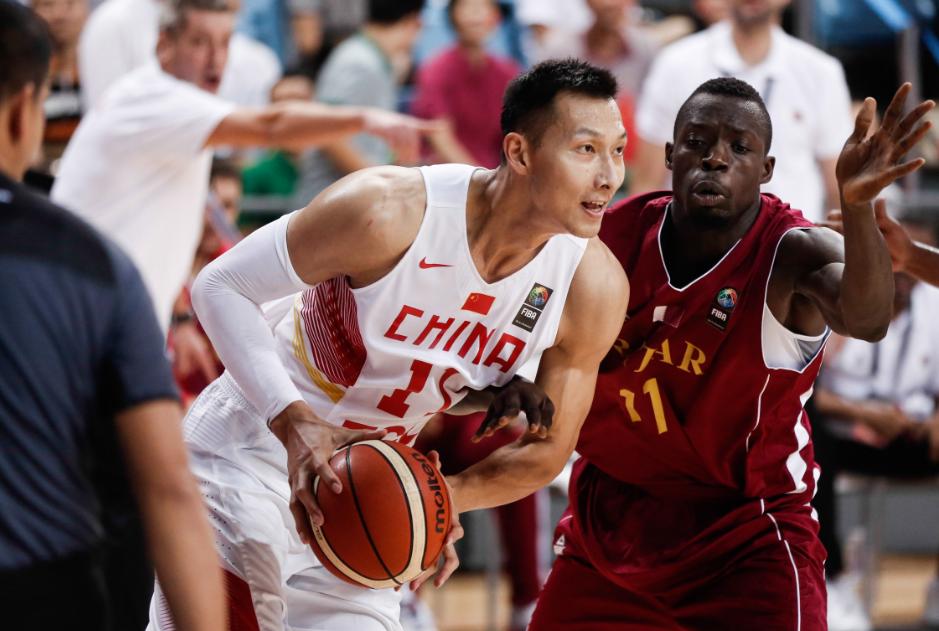 16年中国男篮易建联,当年易建联打胡金秋