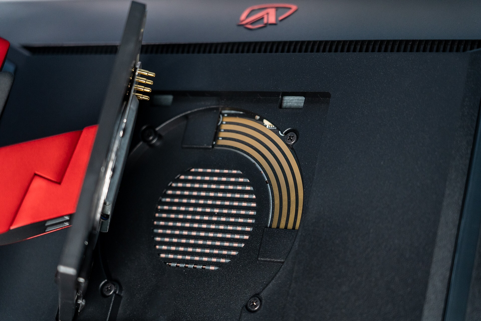 aoc144hz和166hz广色域显示器的区别,aoc24.5寸240hz显示器评测