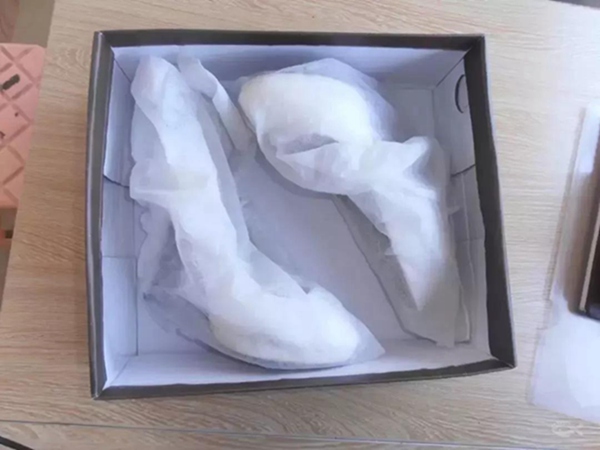 新鞋子里面的纸团用来干嘛的,新鞋里的纸团有什么用