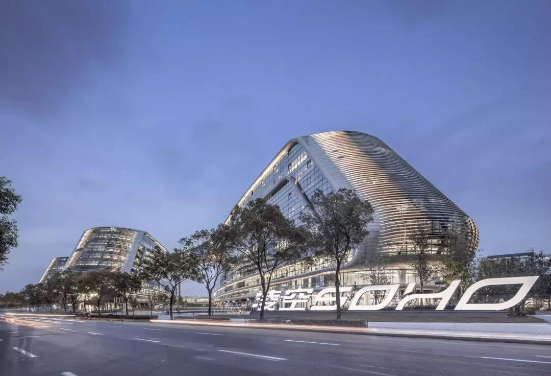 潘石屹清仓完整视频,soho中国潘石屹夫妇清仓