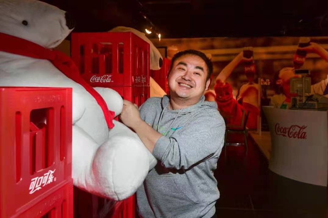 汶川地震中活下来的可乐男孩,汶川地震幸存假肢男孩