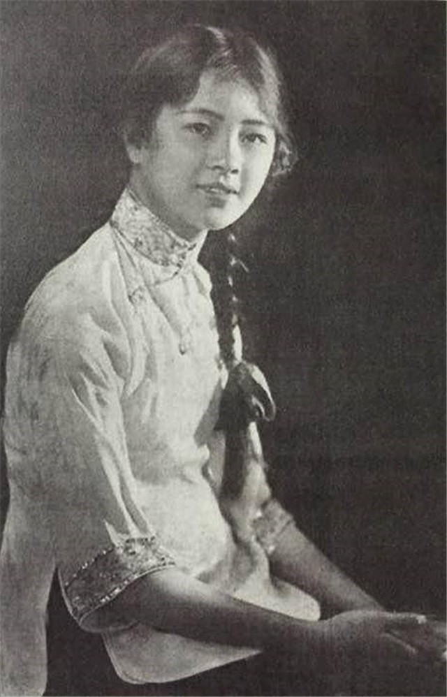 林徽因在香山养病,林徽因躺在病榻上