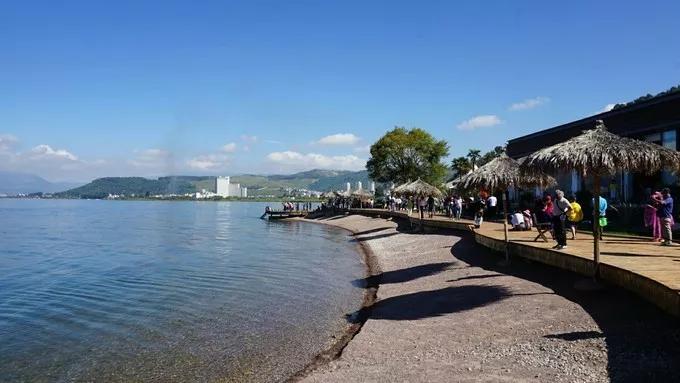 昆明值得去放松灵魂的地方,昆明碧水蓝天