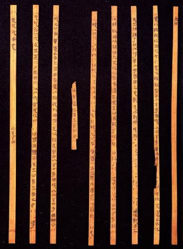 孙膑真实的历史故事,孙膑的兵法从哪里出土的