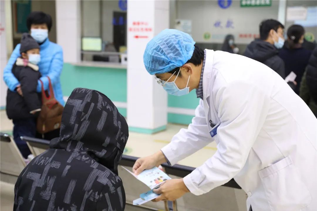 艾滋病对人体寿命的影响,健康人吃了艾滋病的药会怎么样