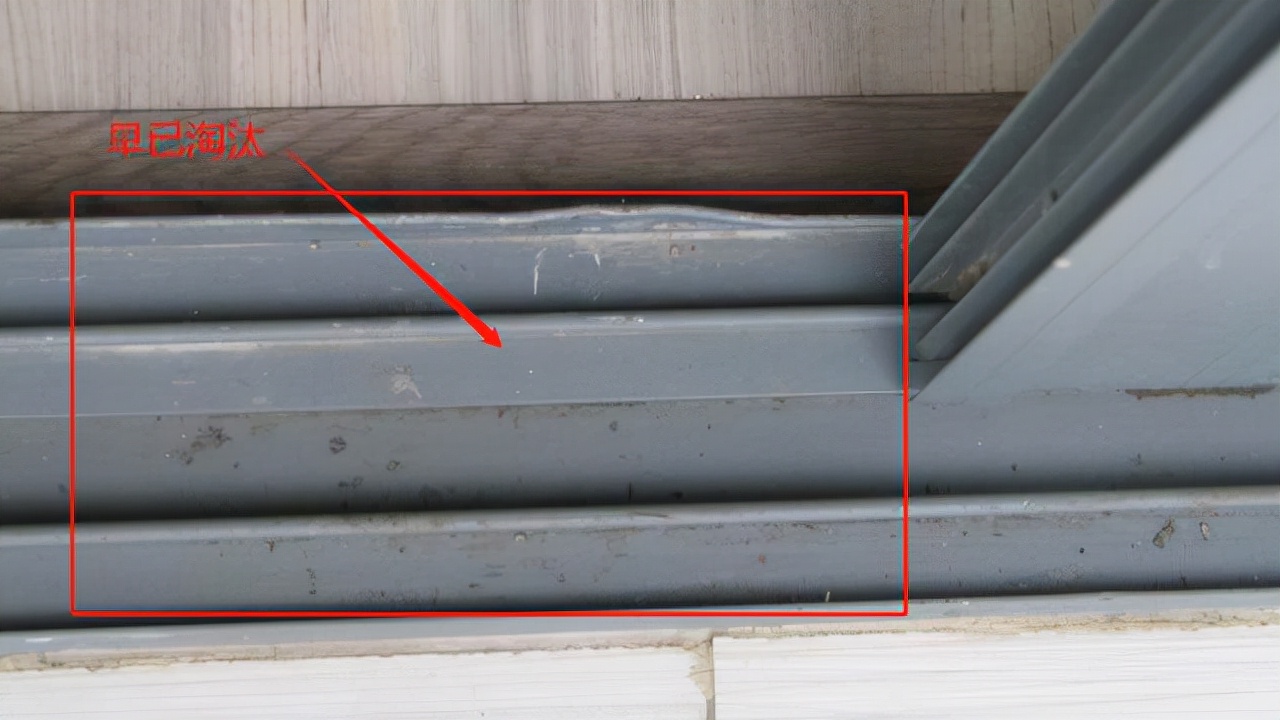 花三千多买块表值得吗,推拉门极简地轨跟常规地轨哪个好