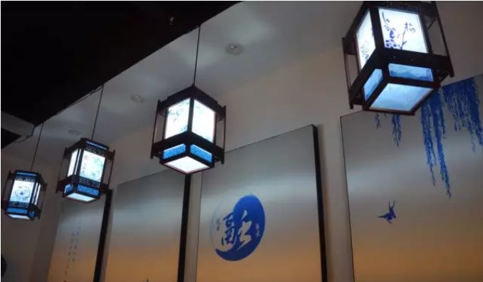 喷绘布贴墙上怎么处理,喷绘布用什么胶粘最好