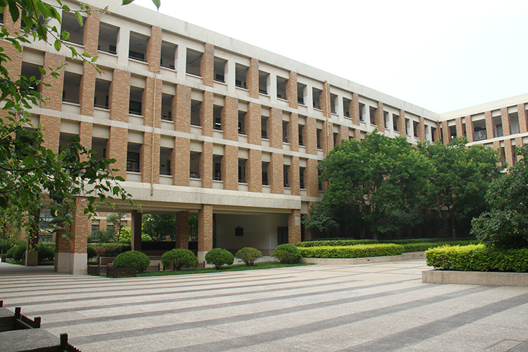 郑州一八联合国际学校初中升学率,郑州一八初级中学郑中国际