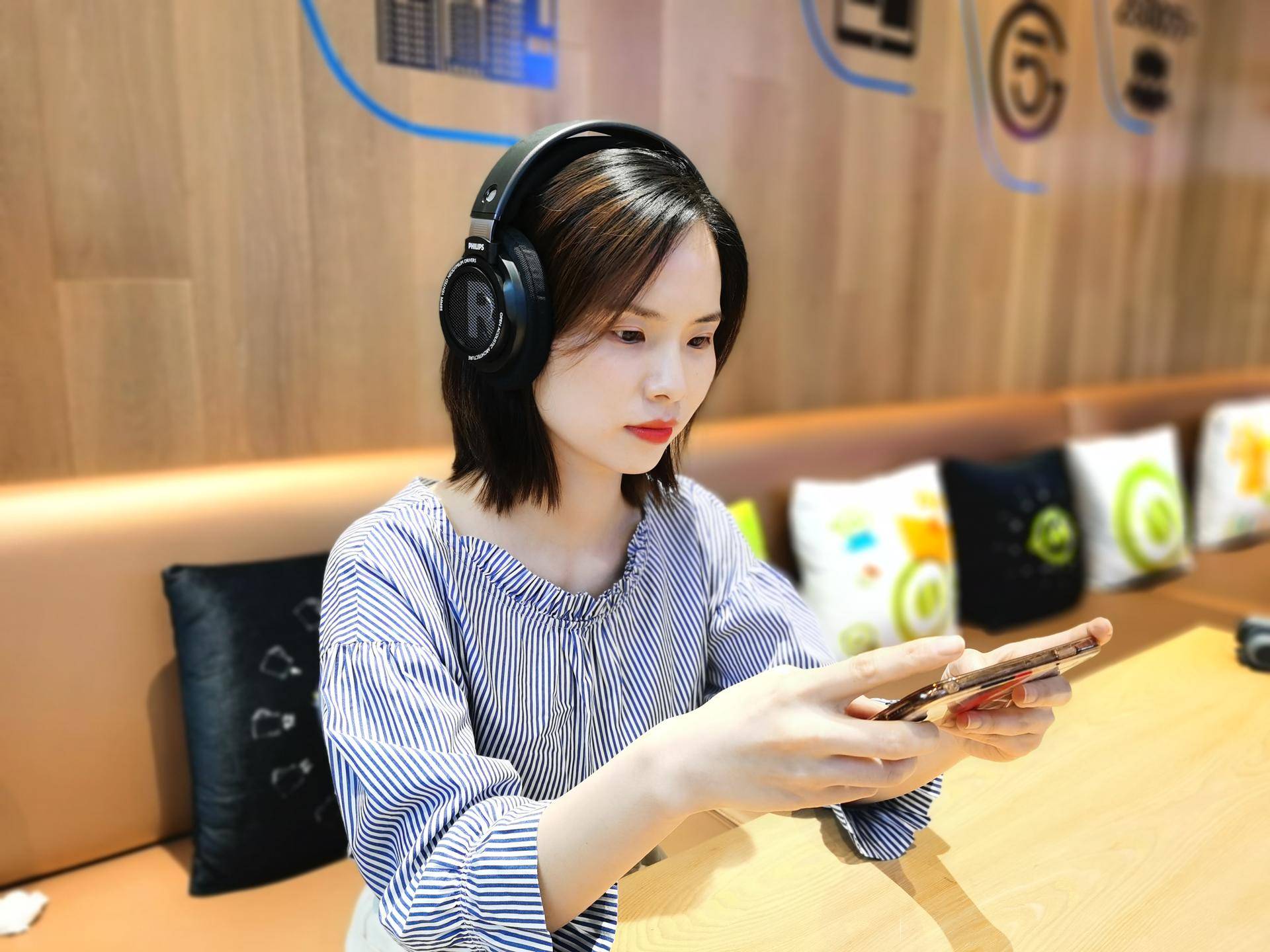 飞利浦shp9500看电影怎么样,飞利浦shp9500多少钱合适