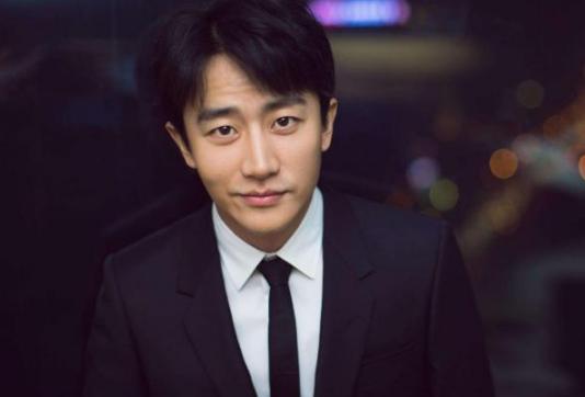 从无名小卒到万众瞩目,从无名小卒到喜剧之王