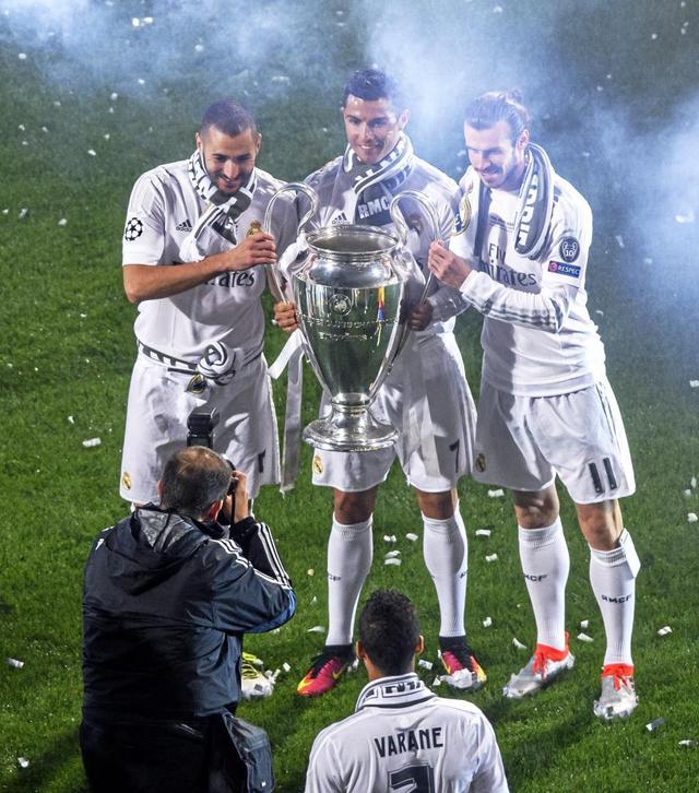 盘点足球史上20个最经典进球,足球史上最经典的逆转