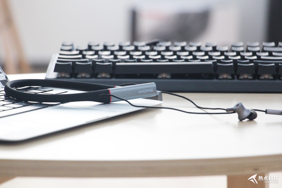 1more万魔头戴降噪耳机评测,主动降噪蓝牙耳机测评1more