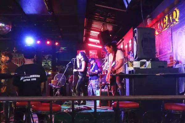 为什么泰国酒吧二楼不能去,泰国酒吧为什么少人去