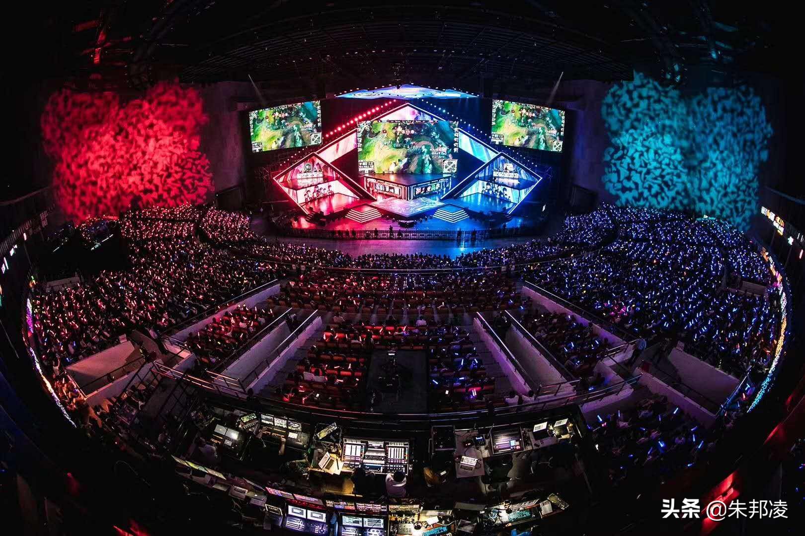 电竞职业选手年薪几千万,电竞从业者年薪多少