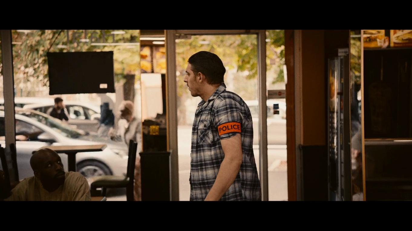 《悲惨的世界》（2019）：多线叙事下的当代法国悲歌