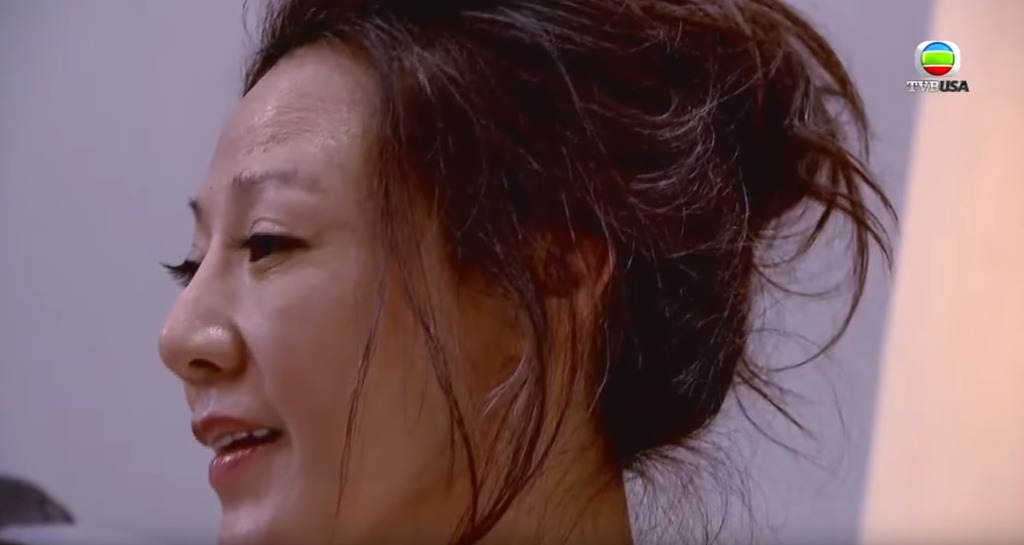 成熟美魔女康华，耗百万尽孝道，妩媚又独立却历经10年感情空白