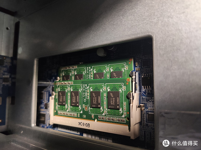 新手玩NAS：创建虚拟机，安装WIN10，实现迅雷*载下**和百度云