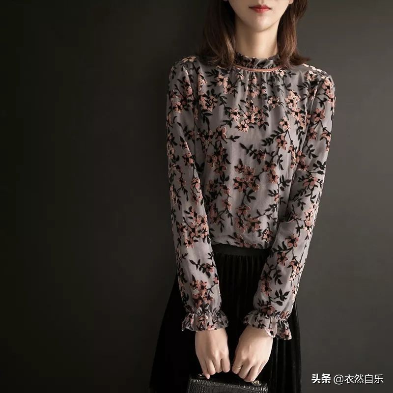 女人再丑秋冬也要有一件卫衣,女人再美不过也只是一件衣服