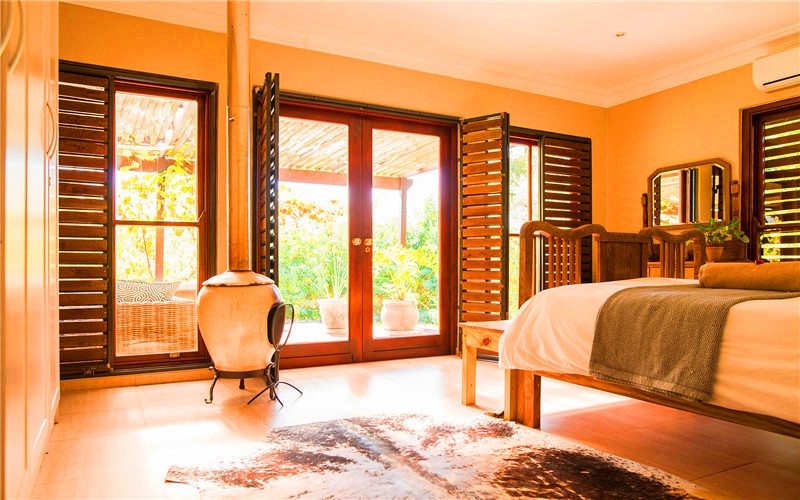 现在的社会做什么生意最靠谱,普通人做什么生意一年能赚一千万