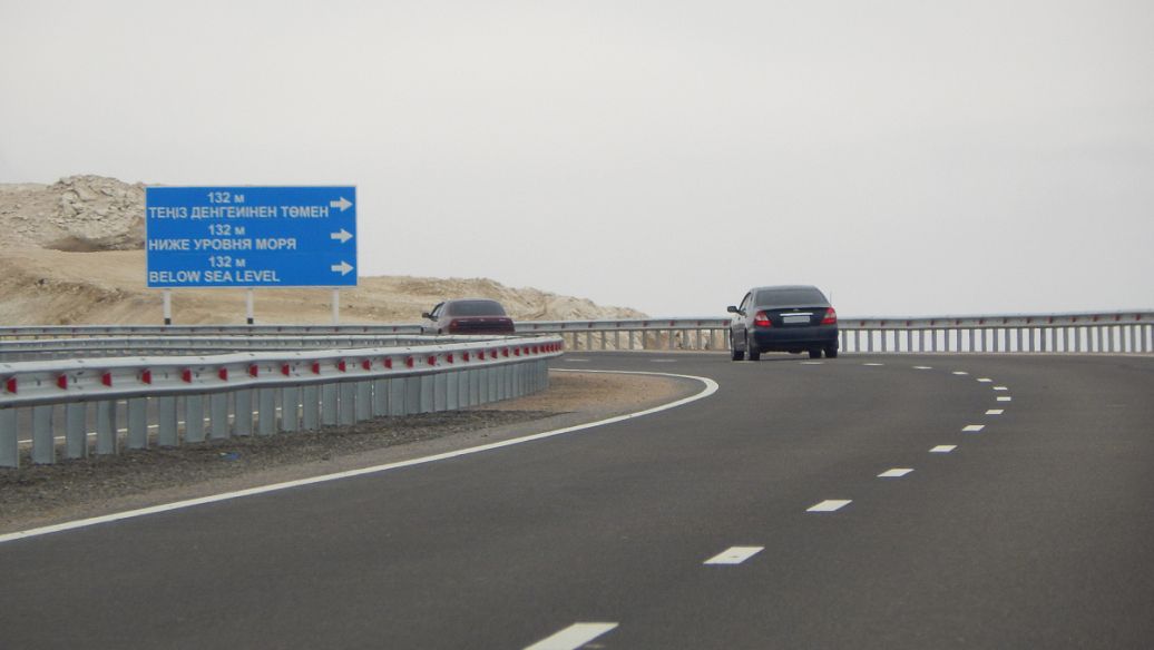 高速路违规注意哪些,高速上警惕这些驾驶陋习