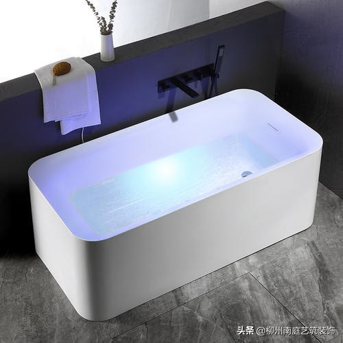 亚克力浴缸很差吗,人造石浴缸与亚克力浴缸的优缺点
