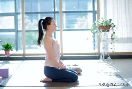 一天走3万步怎么防止足底筋膜炎,每天必须走路怎么治足底筋膜炎