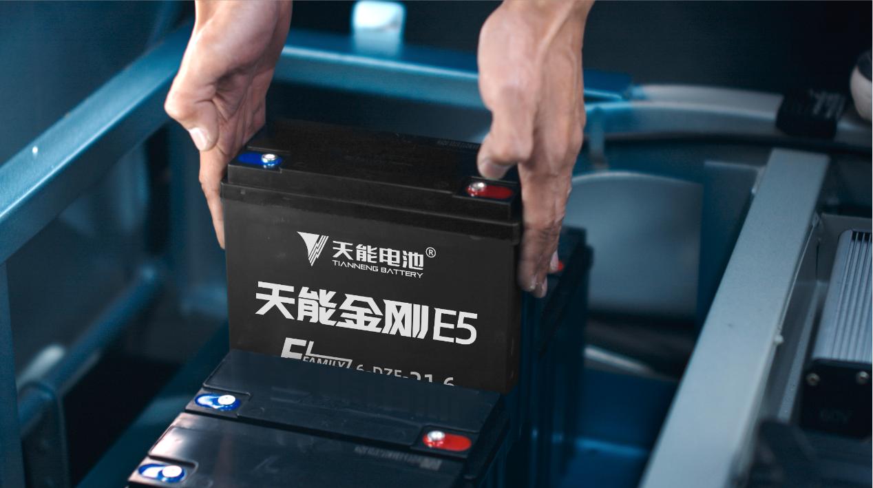 骑电动车买什么牌子好,骑行电动车哪种电池耐用