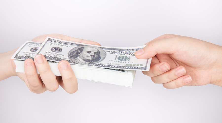 求人办事,送这3样东西,看似有面子,实则很掉价