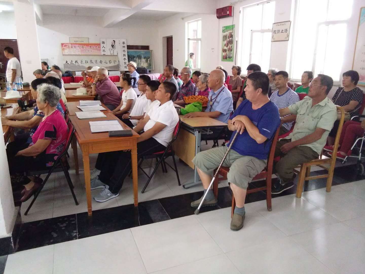 养老服务中心为老人打造幸福家园,养老服务让老人安享幸福