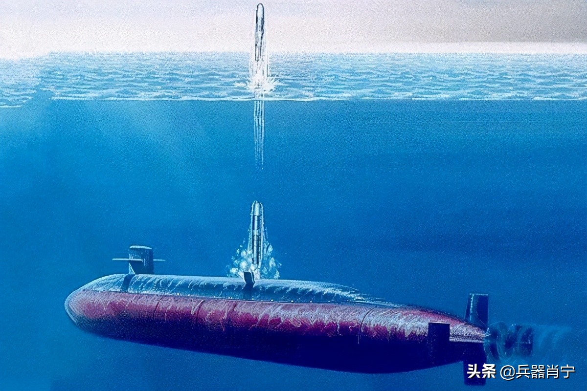 潜艇为何下潜得越深对其越有利,潜艇为什么能在水中上浮和下潜呢