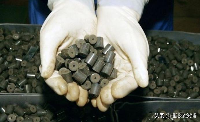 切尔诺贝利核辐射多少年可以消失,切尔诺贝利辐射相当于多少个广岛