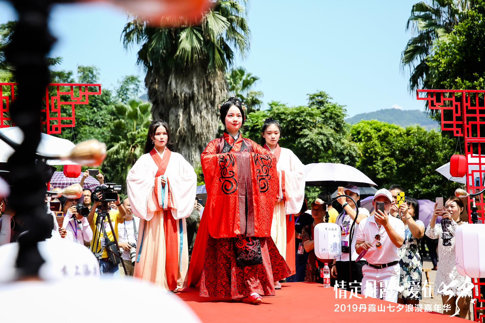 七夕葡萄树下看牛郎,七夕真的能听到牛郎和织女说话吗