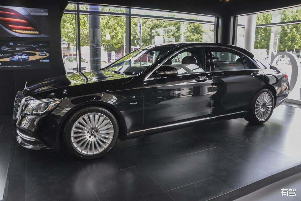 奔驰s级2022款和2021款有什么区别,奔驰s级真的很出色吗