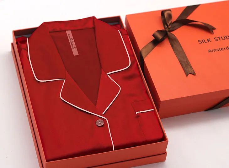 鑽峰叞鐜嬪澶ф皵,鑽峰叞鐜嬪琛ｆ湇