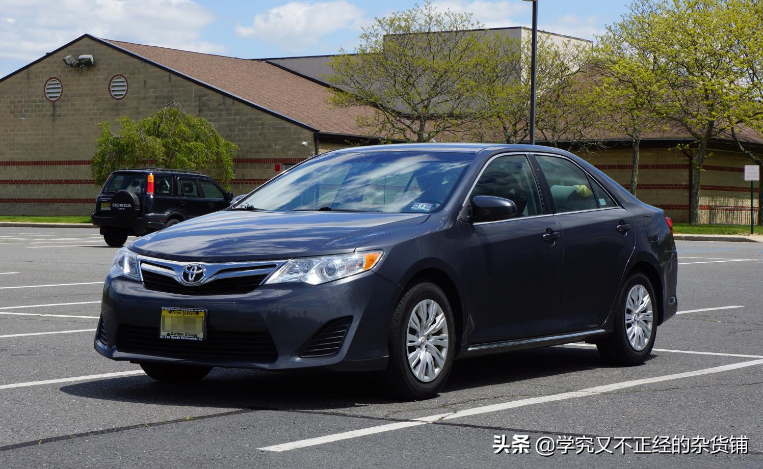 凯美瑞新老对比,新款凯美瑞双擎车主用车感受