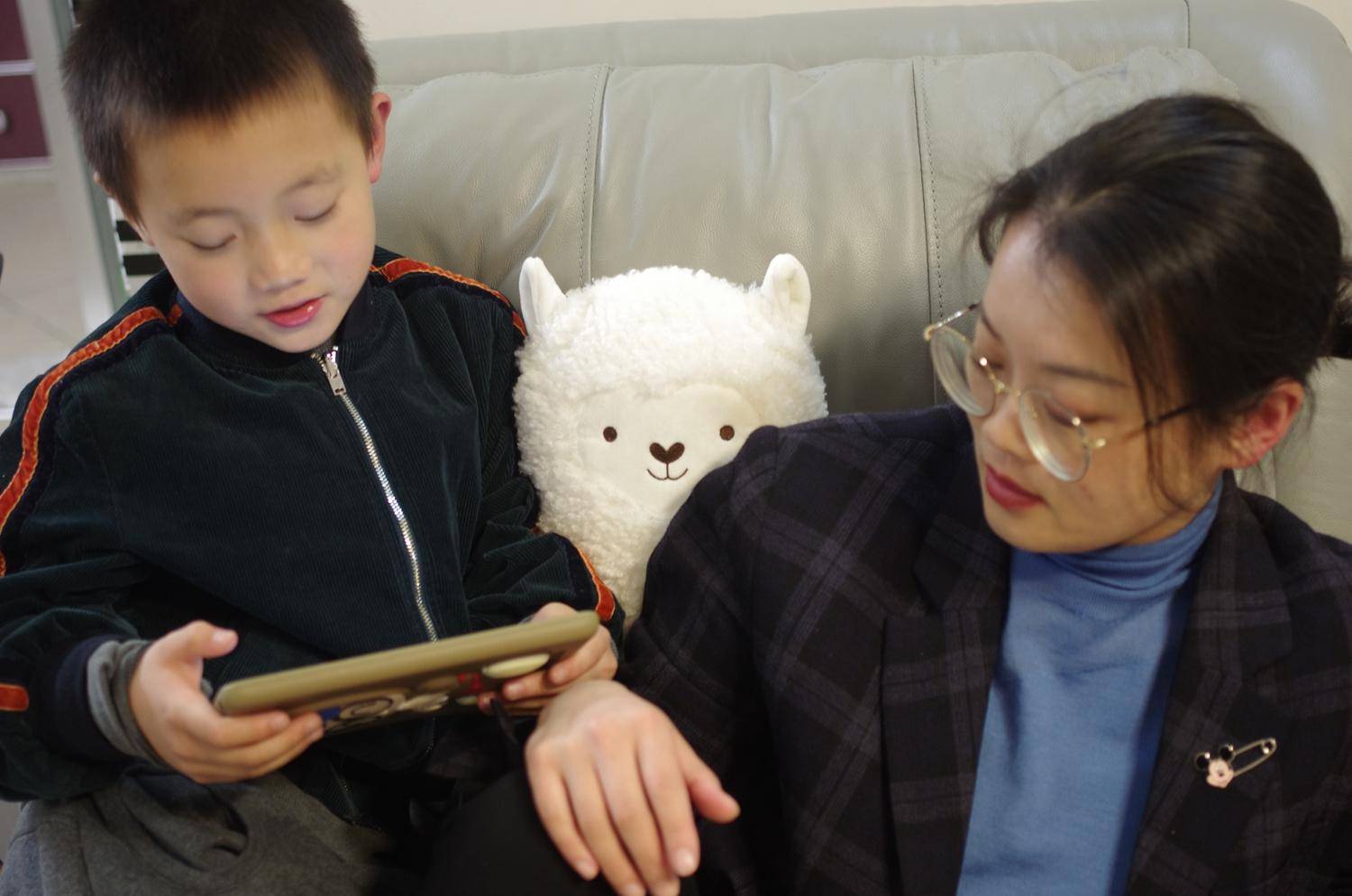 可爱治愈羊驼按摩器,可爱按摩枕羊驼