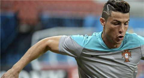 名字里有罗的足球运动员有哪些,世界足球巨星及绰号