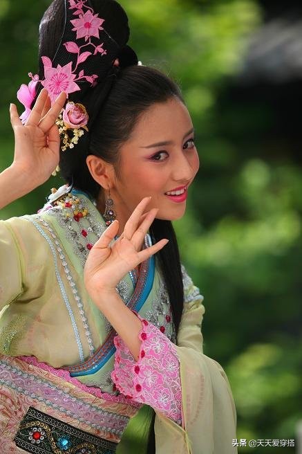 刘亦菲白鹿赵露思鞠婧祎卡点,鞠婧祎和刘亦菲谁最好看