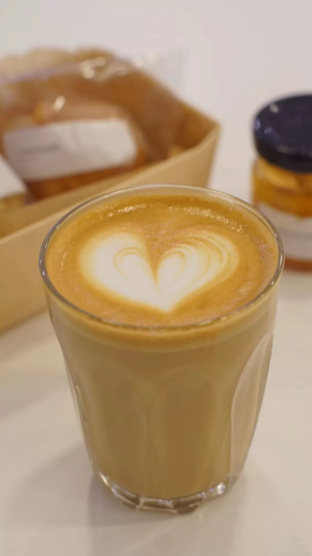 酗酒后起床,会想和重要的人分享的杭州骨灰级咖啡地图