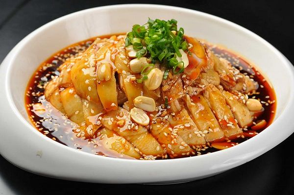 名震塞外三千里味压江南十二楼,名驰巴蜀三千里