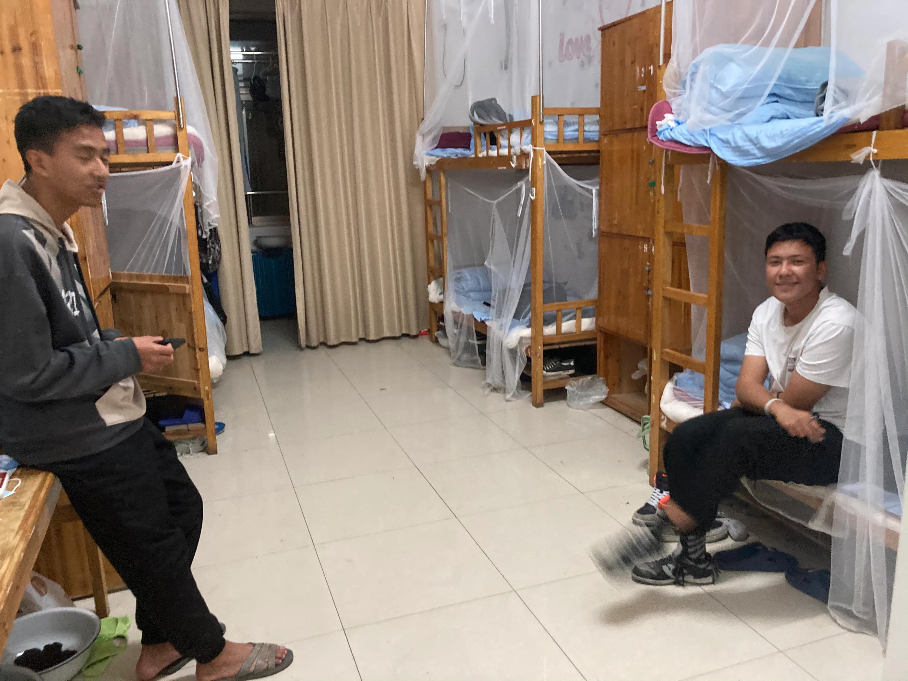 开学第80天：英语朗读批阅赏足球联赛负轻伤