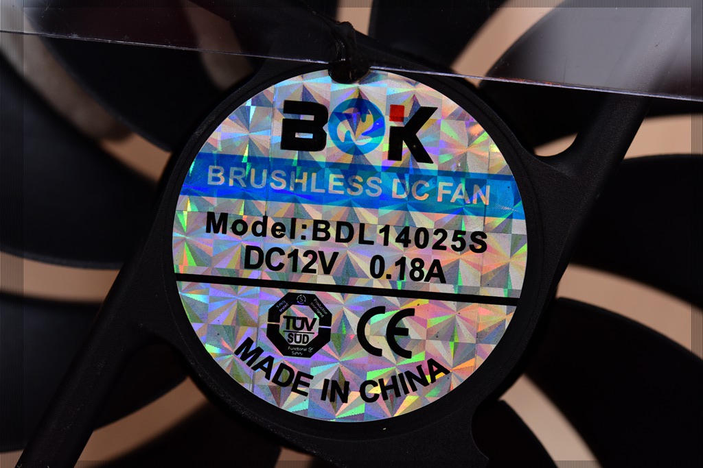 爱国者es650什么电容,爱国者yogo电源es650