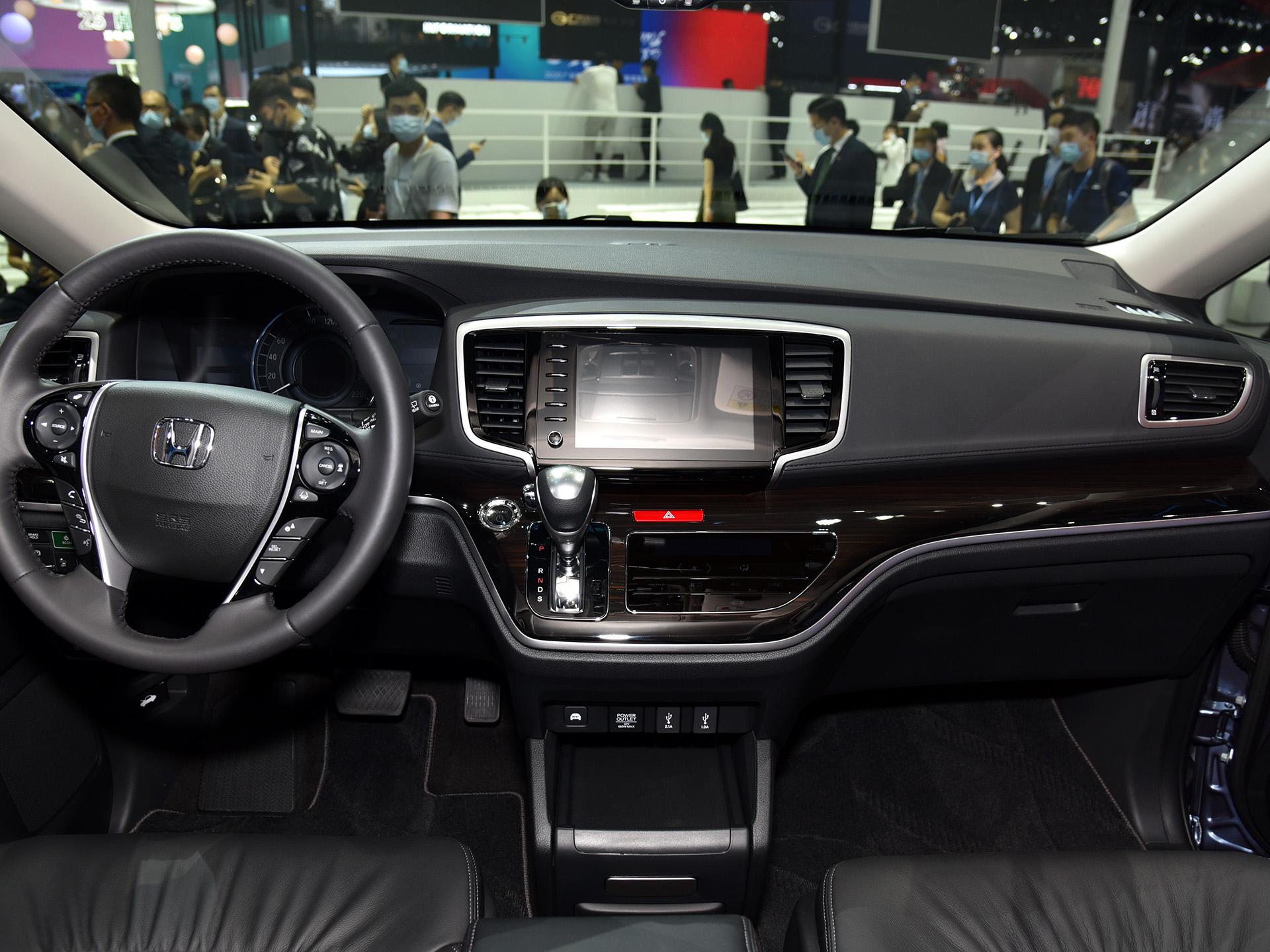 本田奥德赛和gl8对比,本田奥德赛对比gl8