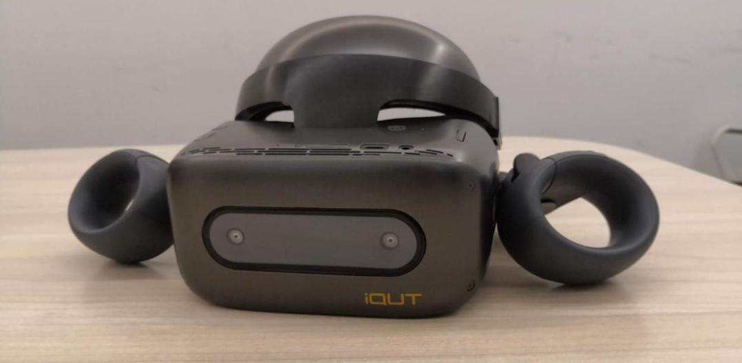 爱奇艺vr一体机奇遇2怎么玩游戏,奇遇2provr体感游戏机