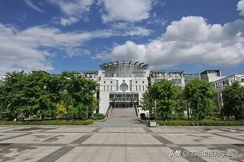 每日一校黑龙江科技大学,每日一校大连科技学院