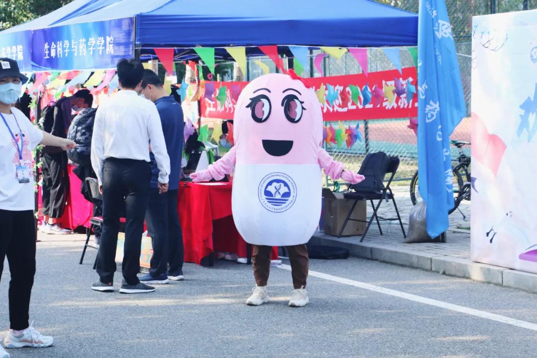 迎接新工人,欢迎新老工人