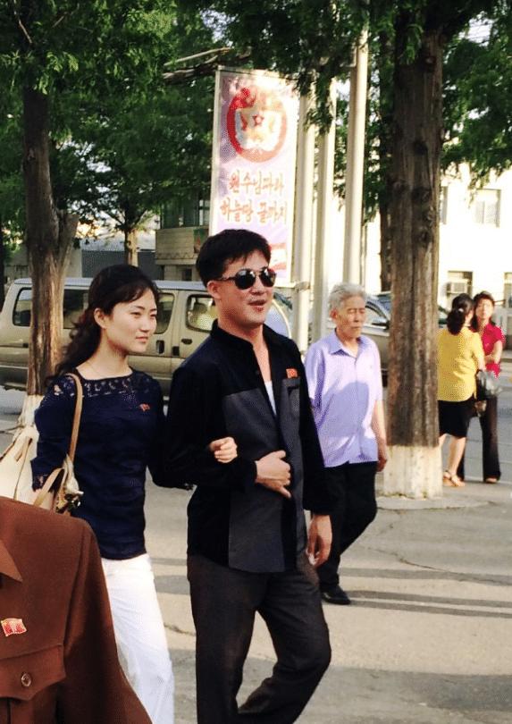 朝鲜和你想的不一样，耐克、阿迪，迪奥已经走进了朝鲜百姓生活中